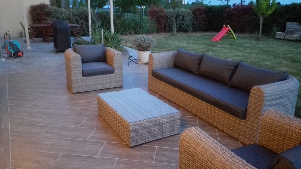 Salon, de, jardin, en, rotin, tress&eacute;e, Maroc, France 