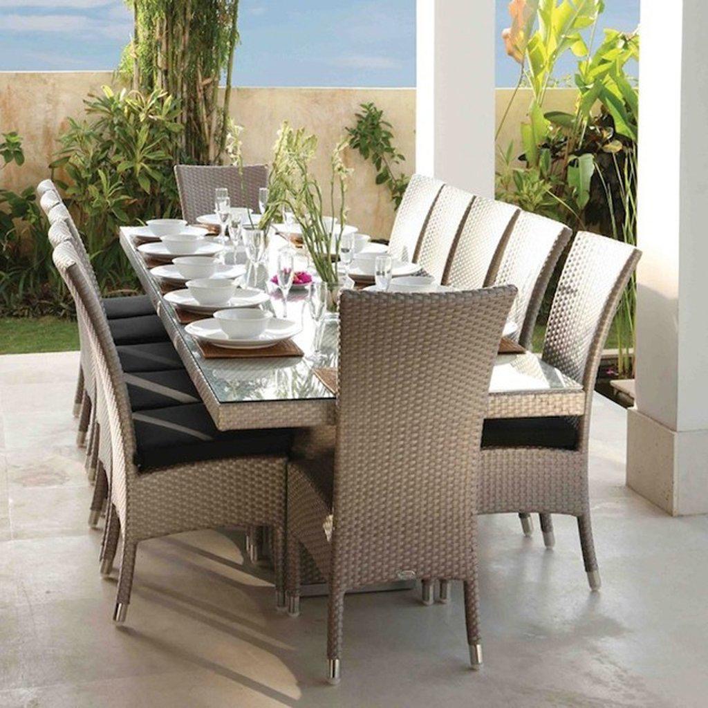 table, a, manger, en, rotin, en, resine, tressée,